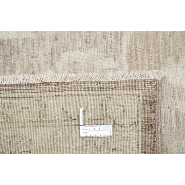 Serenity 12' 6" X 16' 4" Hand-Knotted Wool Rug 12' 6" X 16' 4" (381 X 498) / Brown / Ivory