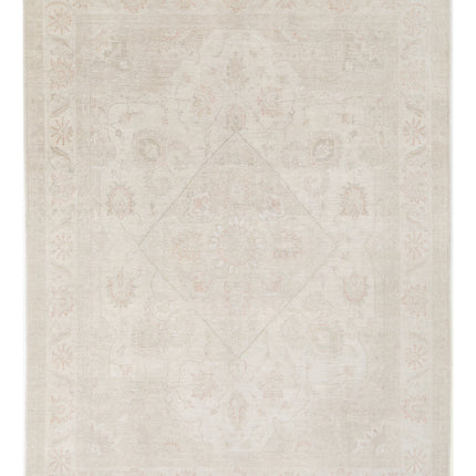 Ariana 8' 1" X 10' 5" Hand Knotted Wool Rug 8' 1" X 10' 5" (246 X 318) / Ivory / Wool