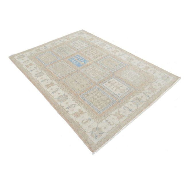 Serenity 4' 11" X 6' 8" Wool Hand-Knotted Rug