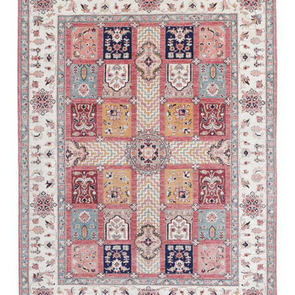 Bakhtiari 4' 9" X 6' 5" Hand Knotted Wool Rug 4' 9" X 6' 5" (145 X 196) / Peach / Wool