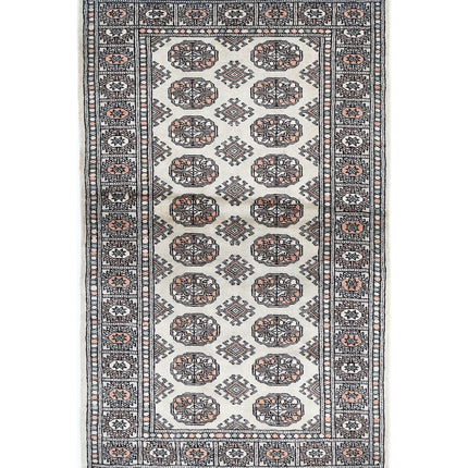 Bokhara 2' 11" X 5' 0" Hand Knotted Wool Rug 2' 11" X 5' 0" (89 X 152) / Grey / Wool