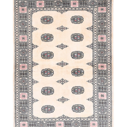 Bokhara 4' 3" X 6' 2" Hand Knotted Wool Rug 4' 3" X 6' 2" (130 X 188) / Ivory / Wool