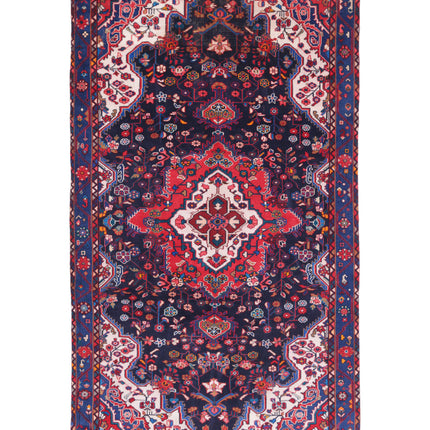 Hamadan 5' 5" X 9' 10" Hand Knotted Wool Rug 5' 5" X 9' 10" (165 X 300) / Black / Wool