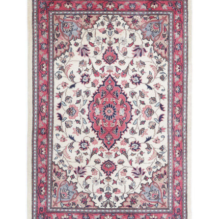 Heritage 2' 1" X 3' 1" Hand Knotted Wool Rug 2' 1" X 3' 1" (63 X 94) / Ivory / Wool