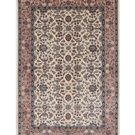 Heritage 4' 2" X 6' 1" Hand Knotted Wool Rug 4' 2" X 6' 1" (127 X 185) / Ivory / Wool