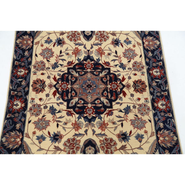 Heritage 3' 0" X 5' 1" Wool Hand-Knotted Rug 3' 0" X 5' 1" (91 X 155) / Ivory / Blue