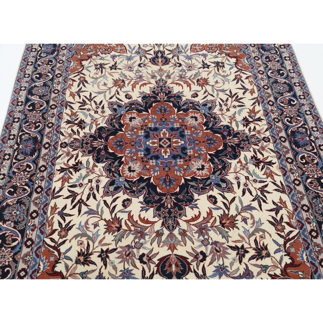 Heritage 5' 0" X 8' 2" Wool Hand-Knotted Rug 5' 0" X 8' 2" (152 X 249) / Ivory / Blue