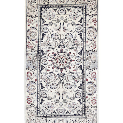 Heritage 2' 0" X 3' 10" Hand Knotted Wool & Silk Rug 2' 0" X 3' 10" (61 X 117) / Ivory / Wool & Silk