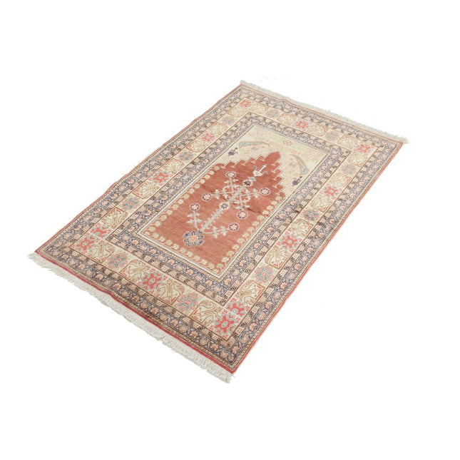 Kayseri 2' 10" X 4' 5" Silk Hand-Knotted Rug 2' 10" X 4' 5" (86 X 135) / Red / Ivory