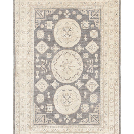 Khotan 4' 1" X 5' 11" Hand Knotted Wool Rug 4' 1" X 5' 11" (124 X 180) / Grey / Wool