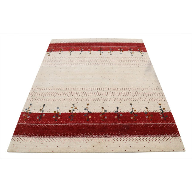 Modren 4' 5" X 6' 2" Wool Hand-Knotted Rug 4' 5" X 6' 2" (135 X 188) / Ivory / Red