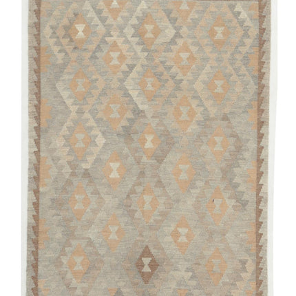 Natural Kilim 3' 5" X 4' 9" Hand Woven Wool Kilim 3' 5" X 4' 9" (104 X 145) / Grey / Wool