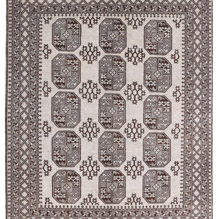 Revival 6' 6" X 8' 1" Hand Knotted Wool Rug 6' 6" X 8' 1" (198 X 246) / Ivory / Wool