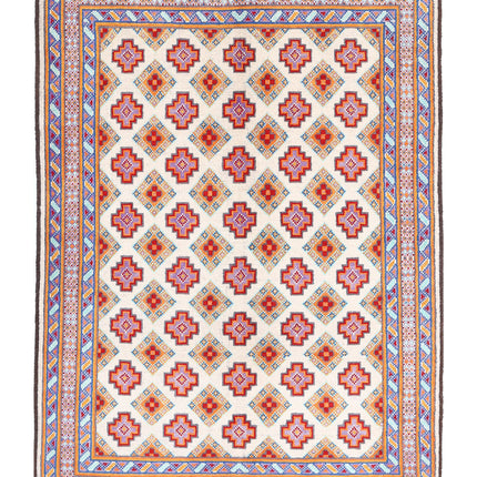 Revival 4' 10" X 6' 9" Hand Knotted Wool Rug 4' 10" X 6' 9" (147 X 206) / Ivory / Wool