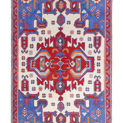 Revival 4' 9" X 6' 8" Hand Knotted Wool Rug 4' 9" X 6' 8" (145 X 203) / Ivory / Wool