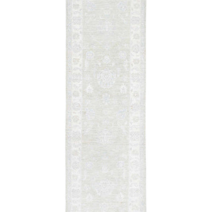 Serenity 2' 6" X 8' 4" Hand Knotted Wool Rug 2' 6" X 8' 4" (76 X 254) / Green / Wool