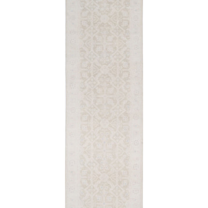 Serenity 6' 5" X 25' 10" Hand Knotted Wool Rug 6' 5" X 25' 10" (196 X 787) / Ivory / Wool