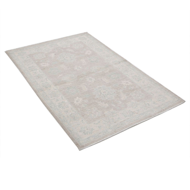 Serenity 3' 1" X 4' 9" Wool Hand-Knotted Rug 3' 1" X 4' 9" (94 X 145) / Brown / Ivory