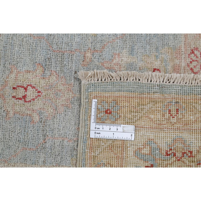 Serenity 4' 10" X 7' 2" Wool Hand-Knotted Rug 4' 10" X 7' 2" (147 X 218) / Grey / Ivory