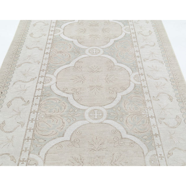 Serenity 5' 2" X 9' 10" Wool Hand-Knotted Rug 5' 2" X 9' 10" (157 X 300) / Blue / Ivory