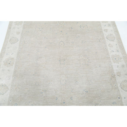 Serenity 5' 4" X 8' 0" Wool Hand-Knotted Rug 5' 4" X 8' 0" (163 X 244) / Grey / Ivory