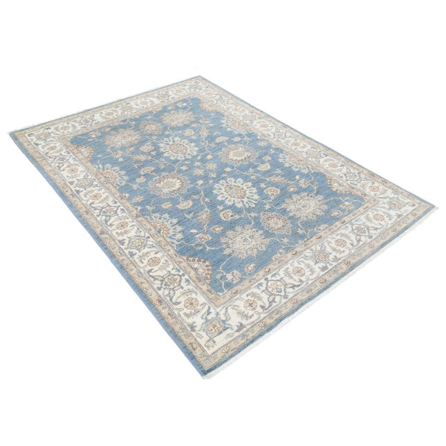Serenity 4' 10" X 6' 8" Wool Hand-Knotted Rug 4' 10" X 6' 8" (147 X 203) / Blue / Ivory