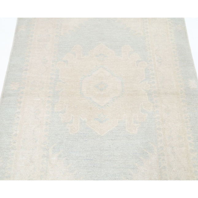 Serenity 3' 2" X 5' 0" Wool Hand-Knotted Rug 3' 2" X 5' 0" (97 X 152) / Blue / Ivory