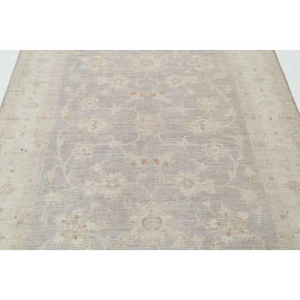 Serenity 5' 5" X 8' 3" Wool Hand-Knotted Rug 5' 5" X 8' 3" (165 X 251) / Grey / Ivory
