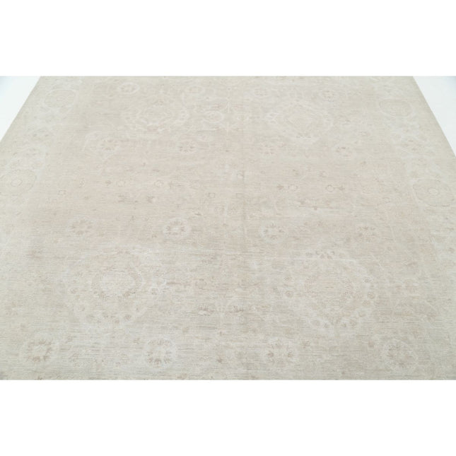 Serenity 8' 2" X 9' 9" Hand Knotted Wool Rug 8' 2" X 9' 9" (249 X 297) / Brown / Ivory