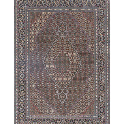 Tabriz 6' 5" X 9' 8" Hand Knotted Wool & Silk Rug 6' 5" X 9' 8" (196 X 295) / Ivory / Wool & Silk