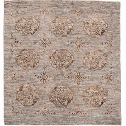 Tekke 4' 10" X 5' 2" Hand Knotted Wool Rug 4' 10" X 5' 2" (147 X 158) / Grey / Wool