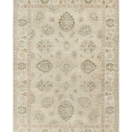 Ziegler 4' 4" X 6' 4" Hand Knotted Wool Rug 4' 4" X 6' 4" (132 X 193) / Ivory / Wool