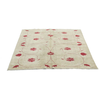 Modcar 4' 11" X 6' 4" Hand-Knotted Wool Rug 4' 11" X 6' 4" (150 X 193) / Ivory / Red