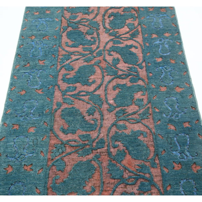 Fine Onyx 2' 8" X 8' 3" Wool Hand Knotted Rug