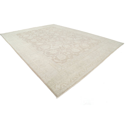 Serenity 12' 6" X 16' 4" Hand-Knotted Wool Rug 12' 6" X 16' 4" (381 X 498) / Brown / Ivory