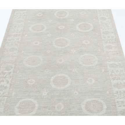 Serenity 4'0" X 9'6" Wool Hand-Knotted Rug