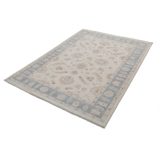 Serenity 5'2" X 7'1" Wool Hand-Knotted Rug