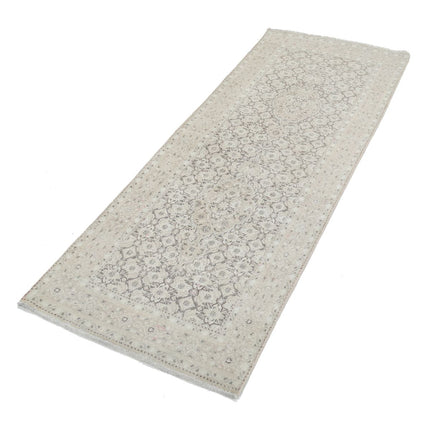 Vintage 2'5" X 6'6" Wool Hand-Knotted Rug
