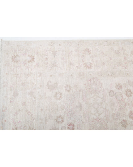 Ariana 8' 1" X 9' 5" Hand Knotted Wool Rug 8' 1" X 9' 5" (246 X 287) / Ivory / Wool