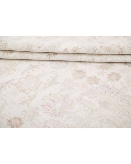 Ariana 8' 1" X 9' 5" Hand Knotted Wool Rug 8' 1" X 9' 5" (246 X 287) / Ivory / Wool