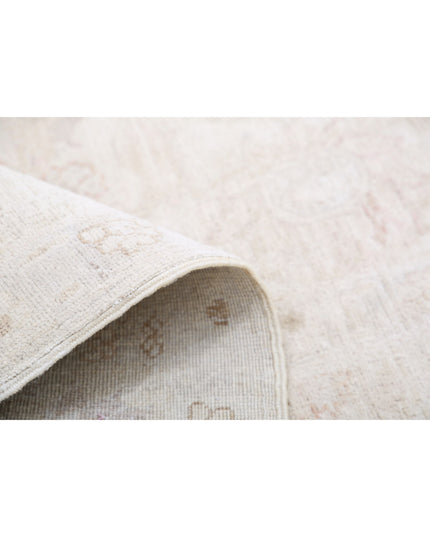 Ariana 8' 1" X 9' 5" Hand Knotted Wool Rug 8' 1" X 9' 5" (246 X 287) / Ivory / Wool