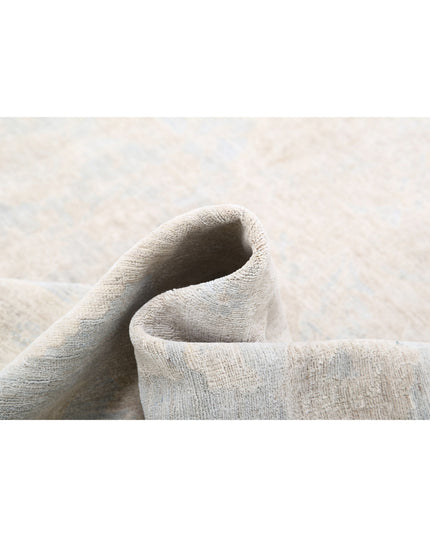 Ariana 7' 11" X 10' 0" Hand Knotted Wool Rug 7' 11" X 10' 0" (241 X 305) / Ivory / Wool