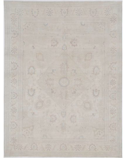 Ariana 7' 9" X 10' 5" Hand Knotted Wool Rug 7' 9" X 10' 5" (236 X 318) / Ivory / Wool