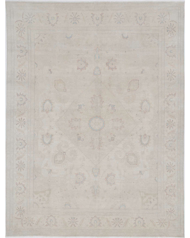 Ariana 7' 9" X 10' 5" Hand Knotted Wool Rug 7' 9" X 10' 5" (236 X 318) / Ivory / Wool