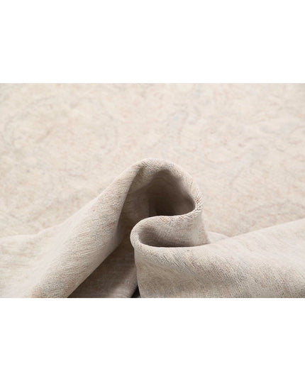 Ariana 8' 2" X 10' 1" Hand Knotted Wool Rug 8' 2" X 10' 1" (249 X 307) / Ivory / Wool