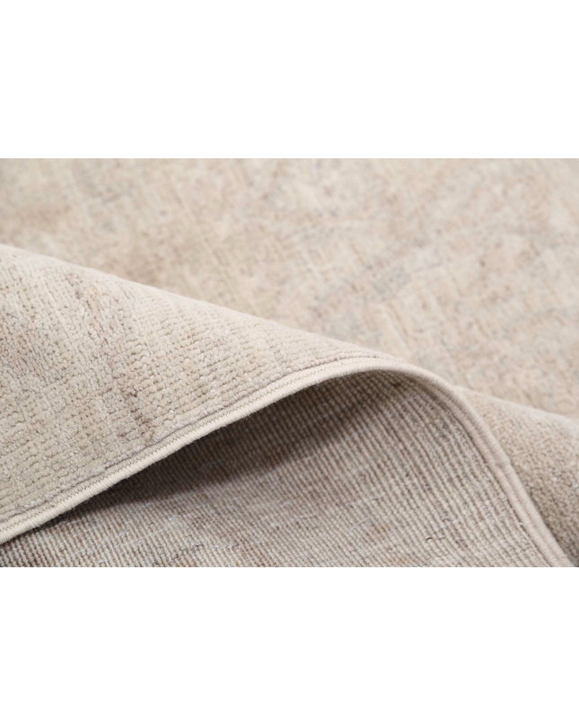 Ariana 8' 2" X 10' 1" Hand Knotted Wool Rug 8' 2" X 10' 1" (249 X 307) / Ivory / Wool