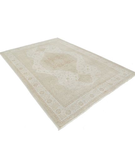 Ariana 6' 6" X 9' 6" Hand Knotted Wool Rug 6' 6" X 9' 6" (198 X 290) / Ivory / Wool