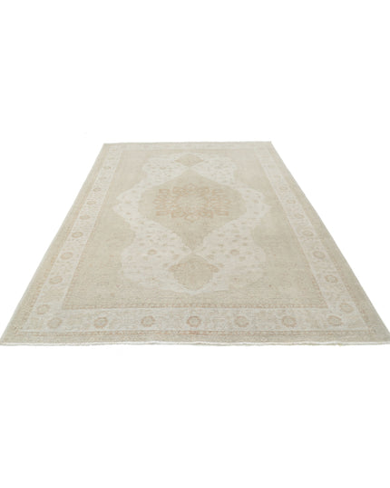 Ariana 6' 6" X 9' 6" Hand Knotted Wool Rug 6' 6" X 9' 6" (198 X 290) / Ivory / Wool