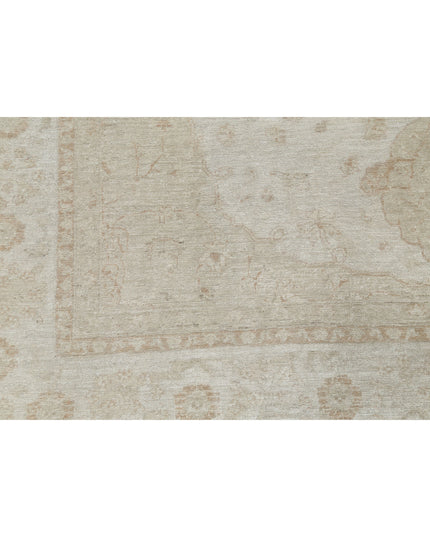 Ariana 6' 6" X 9' 6" Hand Knotted Wool Rug 6' 6" X 9' 6" (198 X 290) / Ivory / Wool
