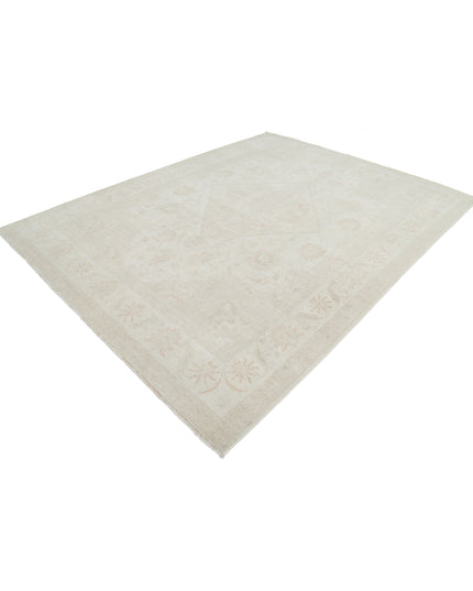 Ariana 8' 1" X 10' 5" Hand Knotted Wool Rug 8' 1" X 10' 5" (246 X 318) / Ivory / Wool